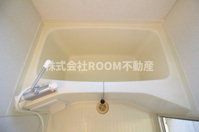 リヴ・ハイツ　Ⅰ・Ⅱ・Ⅲの浴室|きれいなお風呂です