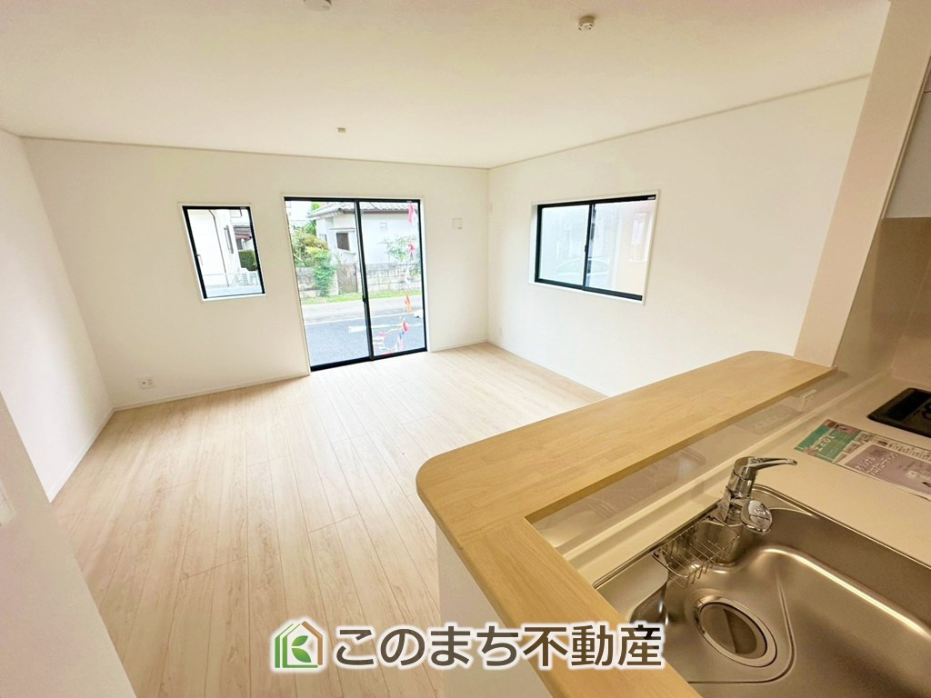 CRADLEGARDEN宇都宮市若草第5の外観|現地建築中写真