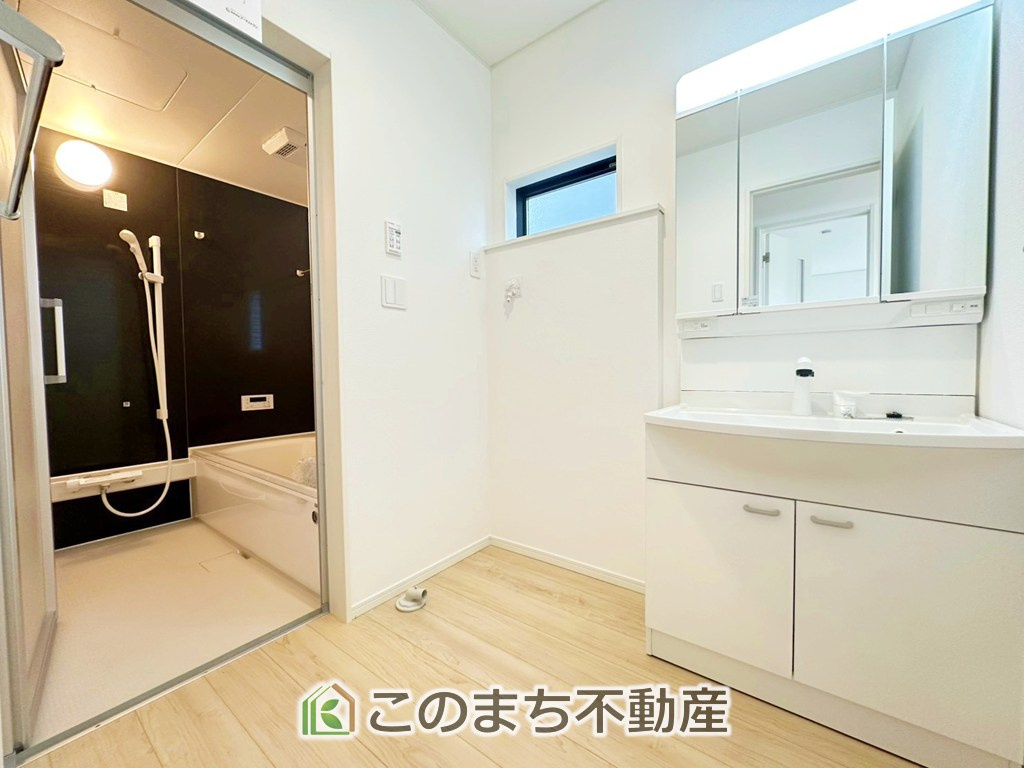 CRADLEGARDEN宇都宮市若草第5の浴室|同社施工物件の写真です。※建具やフローリング、その他仕様が異なる場合がございます。