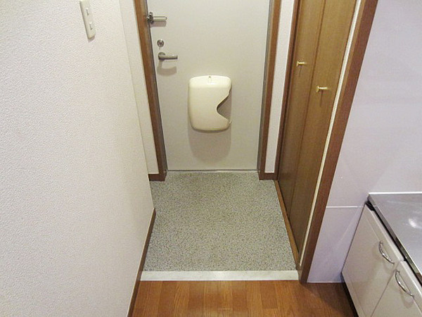モンテテール額原の玄関|収納もある玄関です