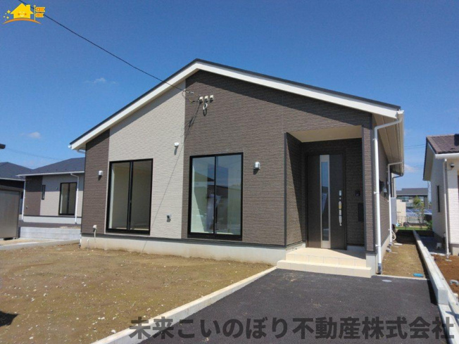 【外観】 | Cradle garden加須市下高柳第3　3号棟 | 幅広いお客様から好評いただいているシックな外観です