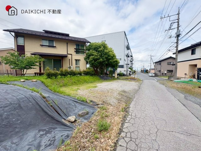 【前面道路含む現地写真】 | 鴻巣市箕田　中古戸建