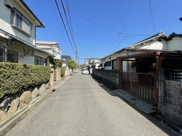 和歌山市紀三井寺・土地・56980の前面道路含む現地写真