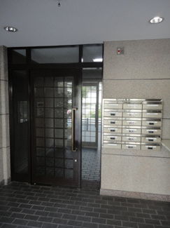 【エントランス】 | ユニヴェール花屋敷壱号館　3階