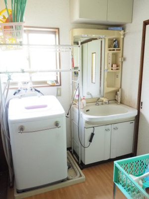 【独立洗面台】 | 中古戸建　二本松市郭内2丁目 | ★内覧予約でブランド米2kg★