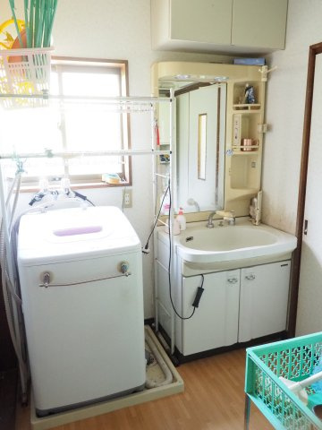 【独立洗面台】 | 中古戸建　二本松市郭内2丁目 | ★内覧予約でブランド米2kg★