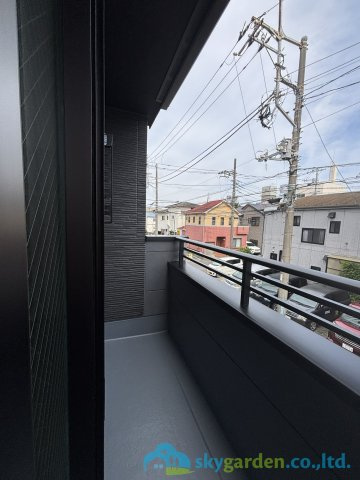平塚市平塚3期　新築戸建　全2棟2号棟のバルコニー