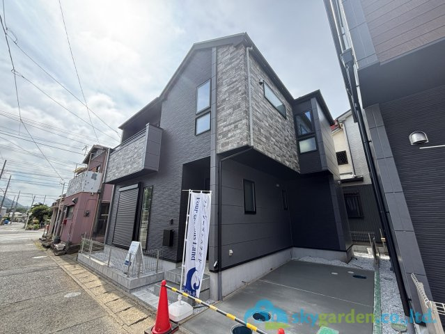 平塚市平塚3期　新築戸建　全2棟2号棟