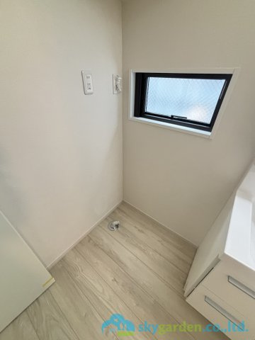 平塚市平塚3期　新築戸建　全2棟2号棟のランドリースペース