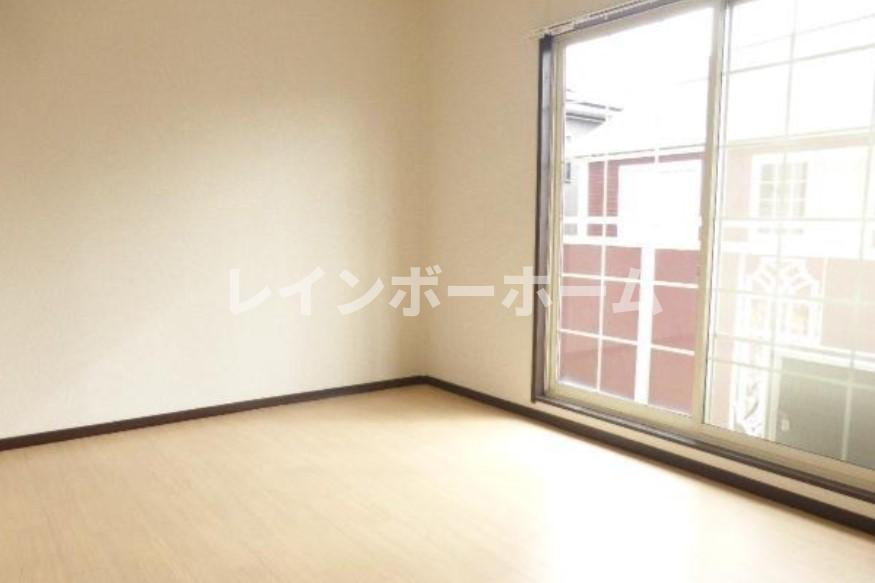 アーバンヒル朝霞１号館の居間・リビング