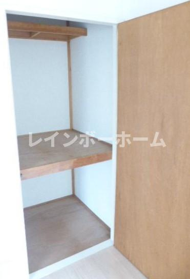 アーバンヒル朝霞１号館の収納