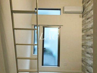 【居間・リビング】 | サンハイツ江戸川 | 洋室のお部屋です。