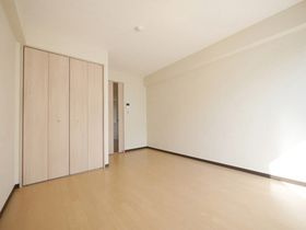 キャトルセゾンの居間・リビング