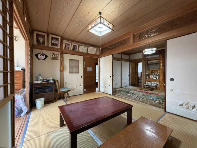 都城市平塚町の中古一戸建の和室