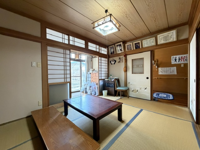 都城市平塚町の中古一戸建の和室