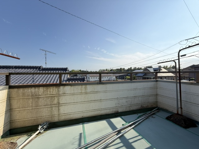 都城市平塚町の中古一戸建のバルコニー