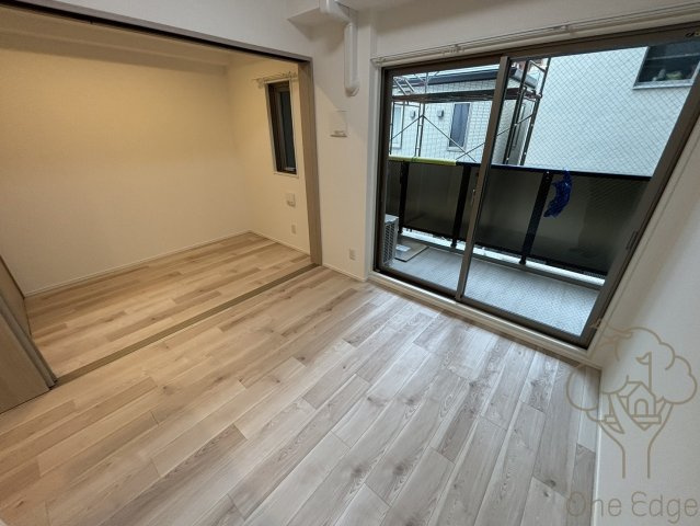 LiveCasa天満橋の居間・リビング