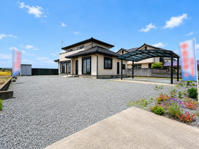 伊勢崎市五目牛町の庭|150坪の広々とした敷地
