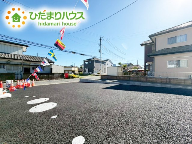 いわき市金山町第10　新築戸建　1号棟の駐車場|マイホームなら駐車場代がかかりません。しかも、自宅の駐車場で洗車ができます！今までコイン洗車に行っていた手間も省けて、節約にもつながります(^^♪