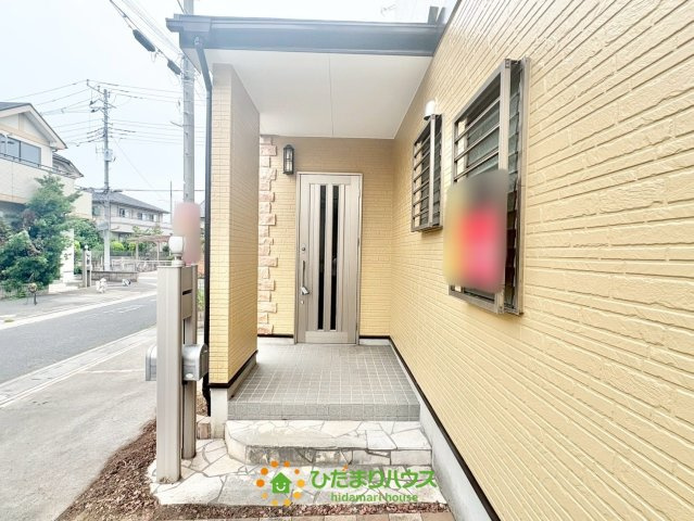幸手市緑台１丁目　中古一戸建ての玄関|2026年6月2日　撮影