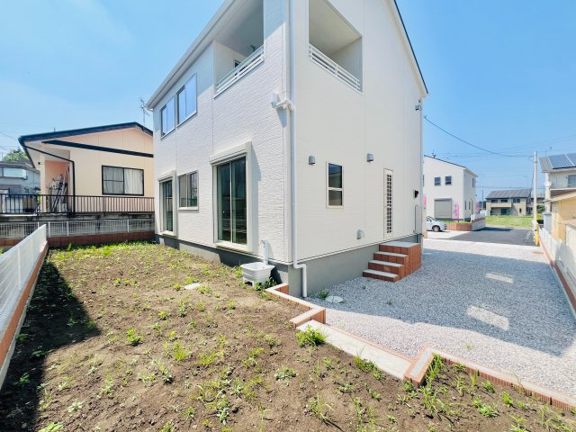 吉岡町下野田の庭|家庭菜園やBBQなども楽しめるお庭のスペース♪