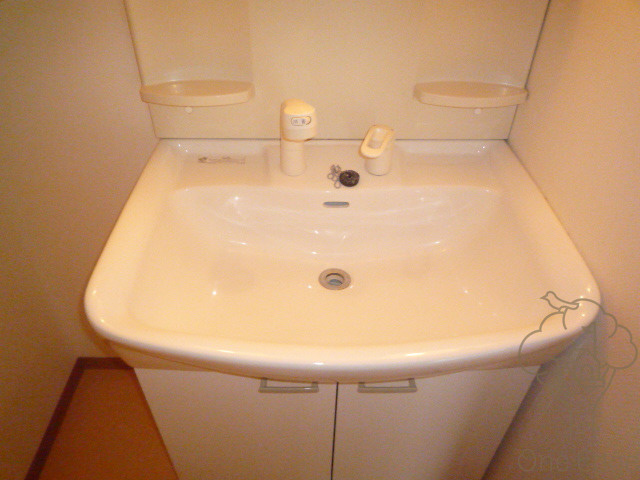 K-CRAFT UMEDA161の独立洗面台