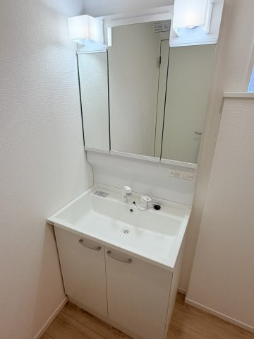 塩尻町(第11)　建売住宅の独立洗面台