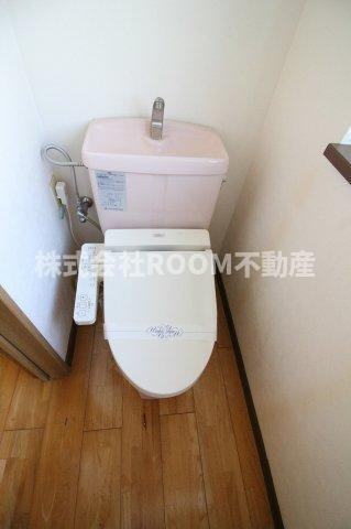 福田貸家のトイレ|コンパクトで使いやすいトイレです