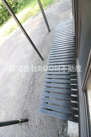 福田貸家のバルコニー|陽当たり良好なバルコニーです