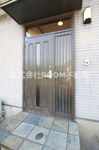 福田貸家の玄関|落ち着いた玄関です