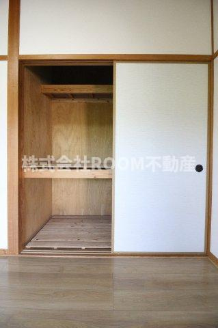 福田貸家の収納|こまごまとしたものを収納できそうですね