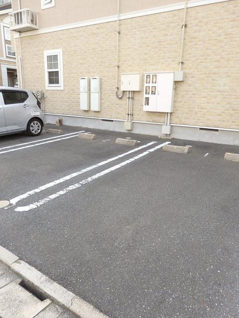 ベル　フィオーレ　Ⅰの駐車場|駐車場