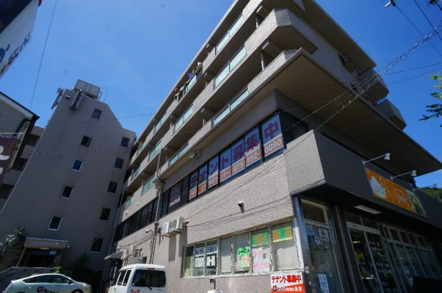 ロイヤルハイツ秀 