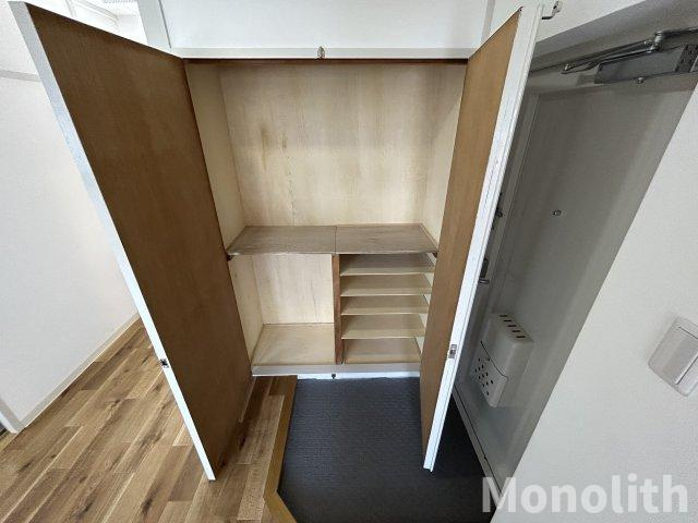 泉北茶山台２丁7番2号棟の収納