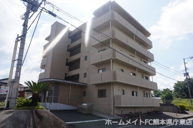 熊本市東区戸島７丁目の賃貸マンションの外観