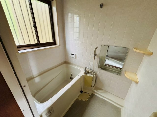文違　中古戸建の浴室