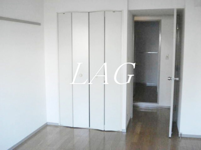 【居間・リビング】 | リプレ川口一番街１号棟 | 洋室のお部屋です。