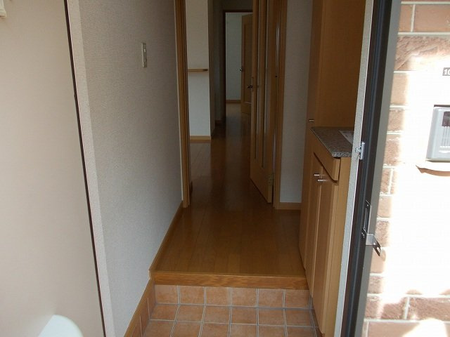 ジヴョームの玄関