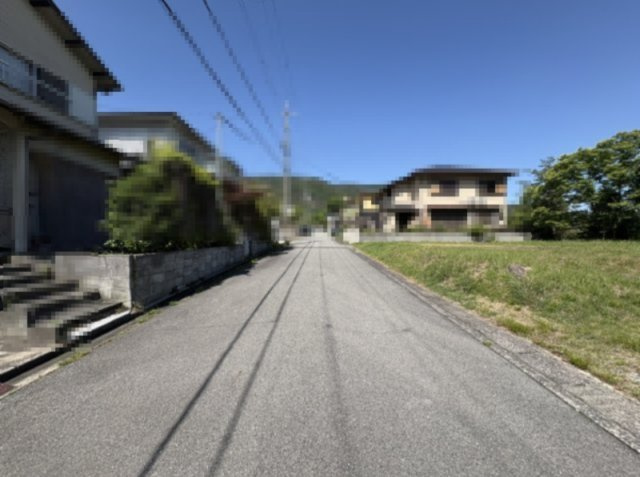 亀岡市畑野町千ヶ畑高橋の周辺|周辺には住宅もあり、公民館や診療所なども近くにございます！！