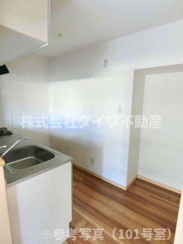 ヴィアンカ’80の内装|キッチン背面
