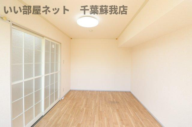 カサグランデ君塚の洋室|使い勝手のいい洋室です