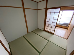 東園田8丁目テラスハウスの和室