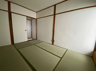 東園田8丁目テラスハウスの和室