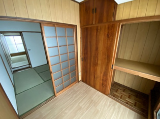 東園田8丁目テラスハウスの洋室