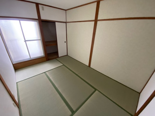 東園田8丁目テラスハウスの寝室