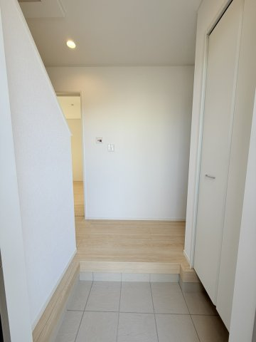 塩尻町(第11)　建売住宅の玄関