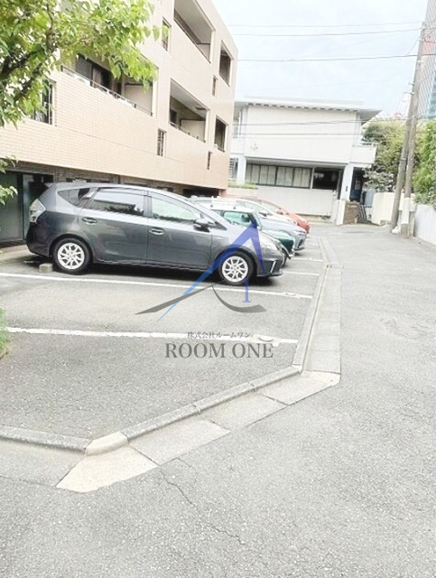ヒルズ三栄町