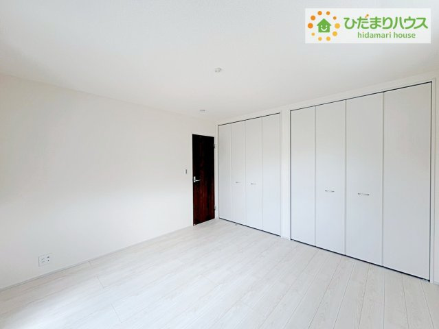 ひたちなか馬渡17期　新築戸建の寝室|大きなベッドを置いても余裕の広さの主寝室♪♪