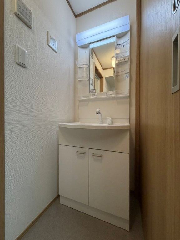 アインズの独立洗面台