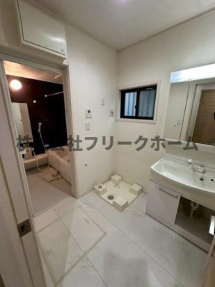 武蔵野市関前３丁目の一戸建ての浴室